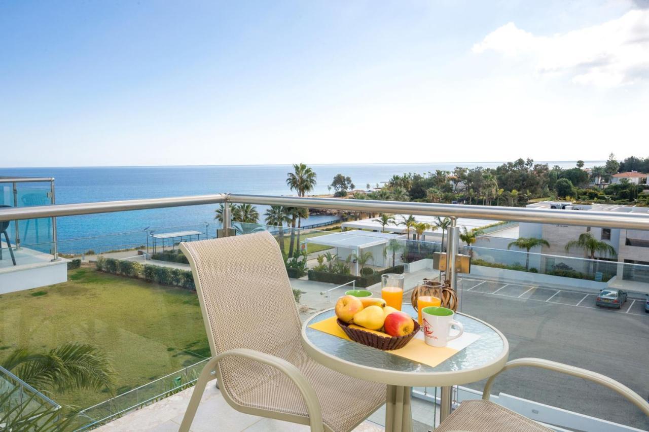 Laila - Coralli Beachfront Apartment Protaras Exteriér fotografie