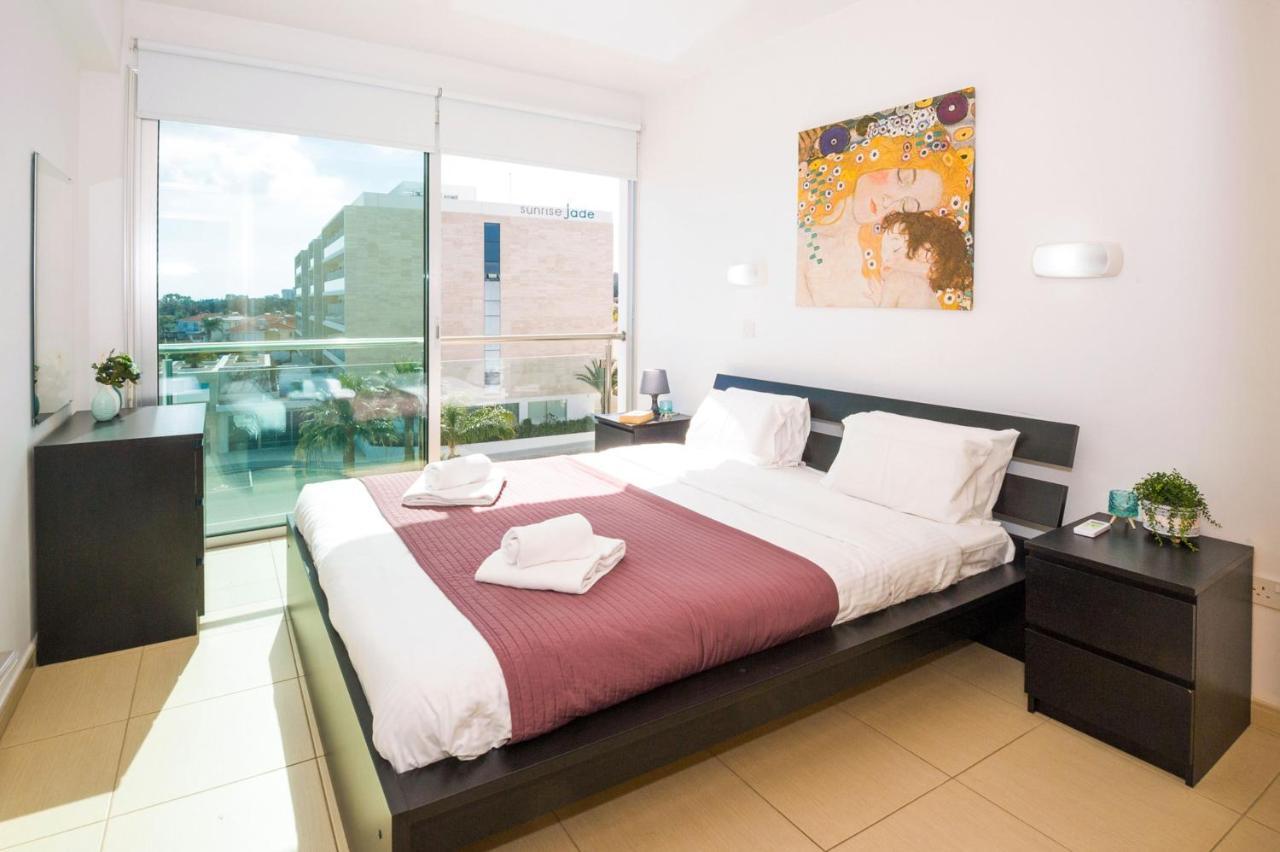 Laila - Coralli Beachfront Apartment Protaras Exteriér fotografie